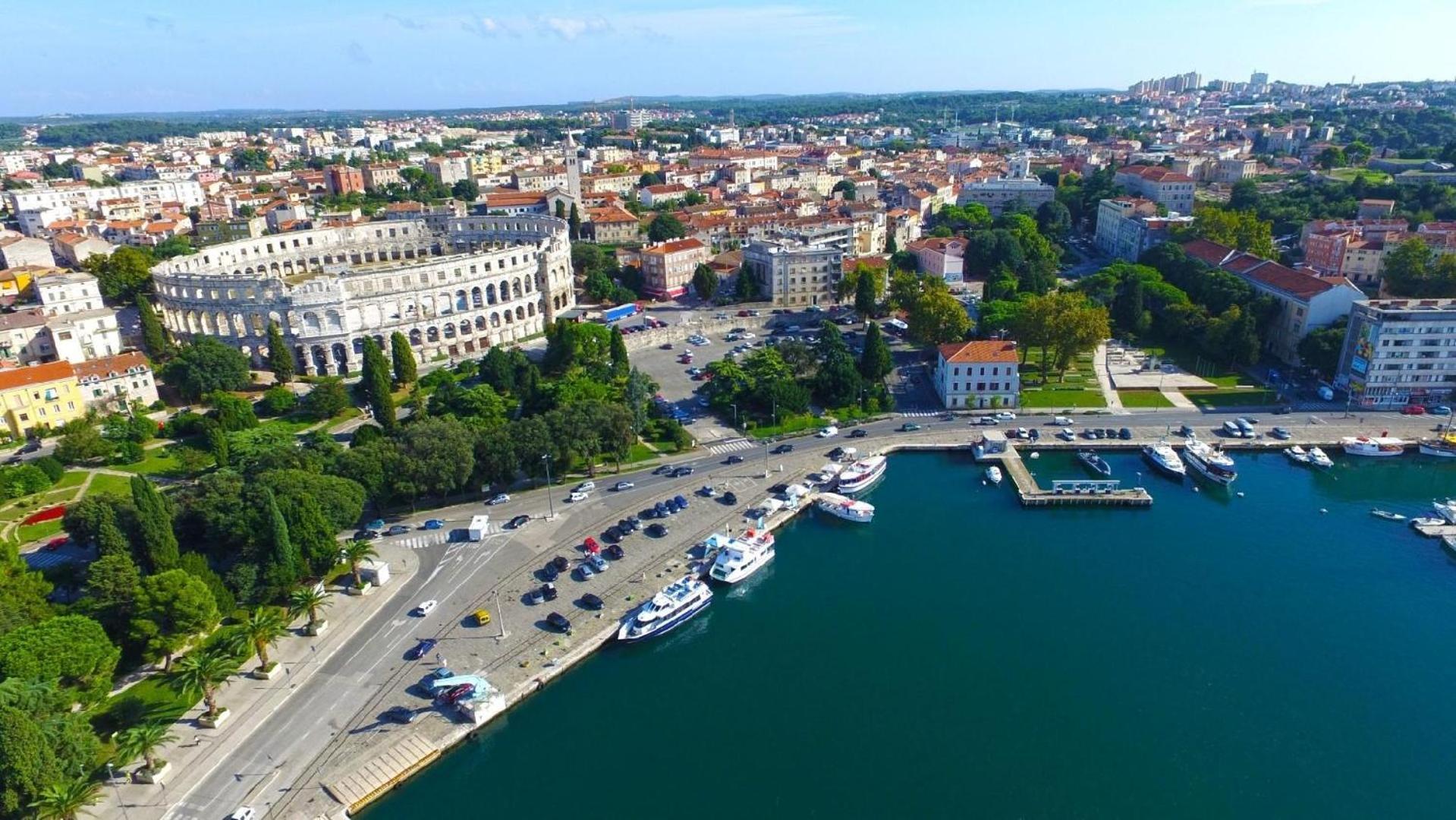 Fuer 4 Personen Ca 34 Qm In Pula, Istrien Istrische Riviera Apartment *